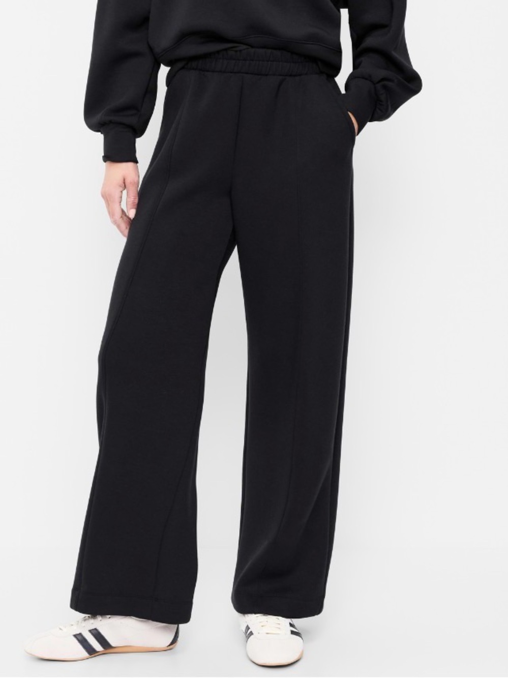 Old Navy Black Wide-Leg Pull-On Sweatpants